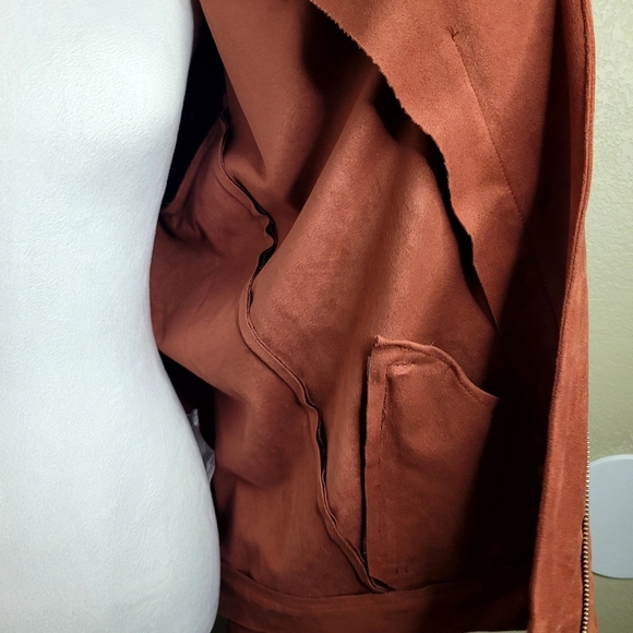 Chicos Rust Faux Leather Full Zip Elongated Jacket Size 12/14 - Picture 7 of 13